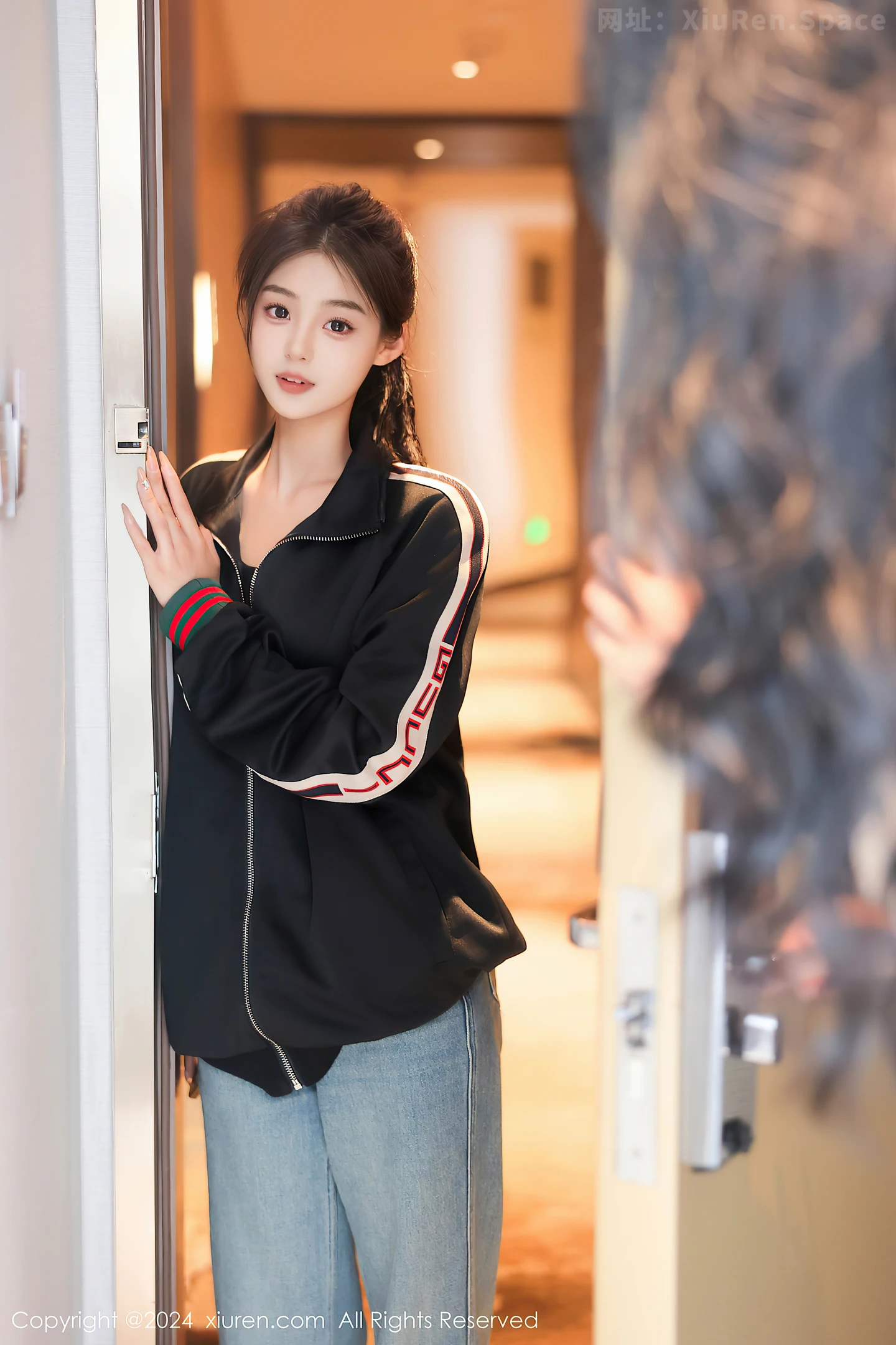 图片[3]-[Xiuren秀人网] 2024.09.06 VOL.9119 模特合集蛋蛋宝＆袁圆性感学妹运动制服秀完美身材诱惑写真80P-秀人网官方网站